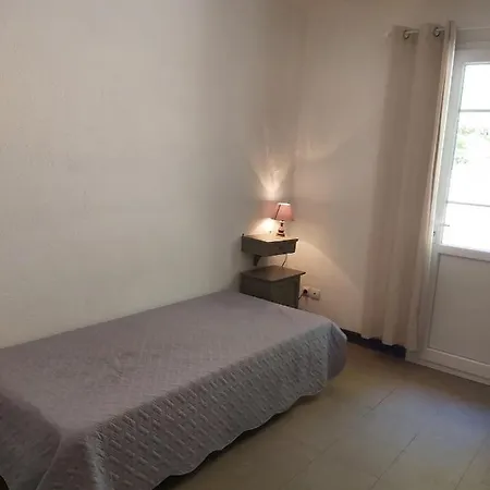 Hotel - 